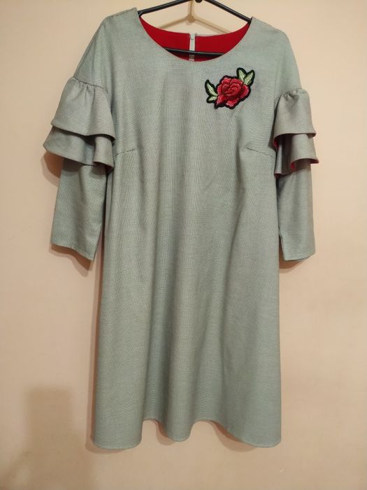 Красиве плаття великого розміру, ідеальне для вагітних