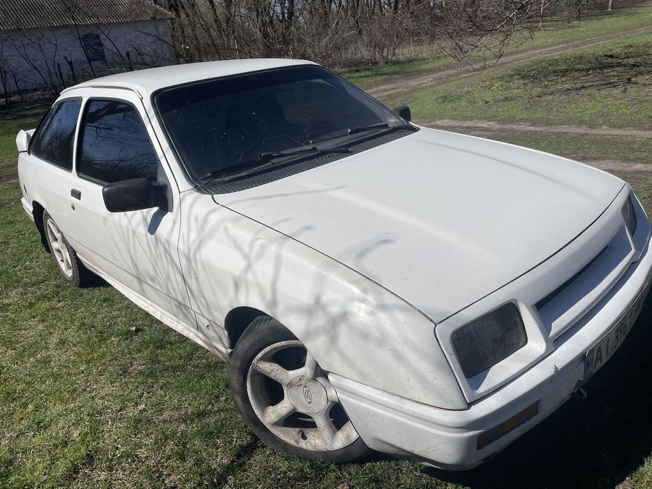 Продам Форд Сієрра 1.6
