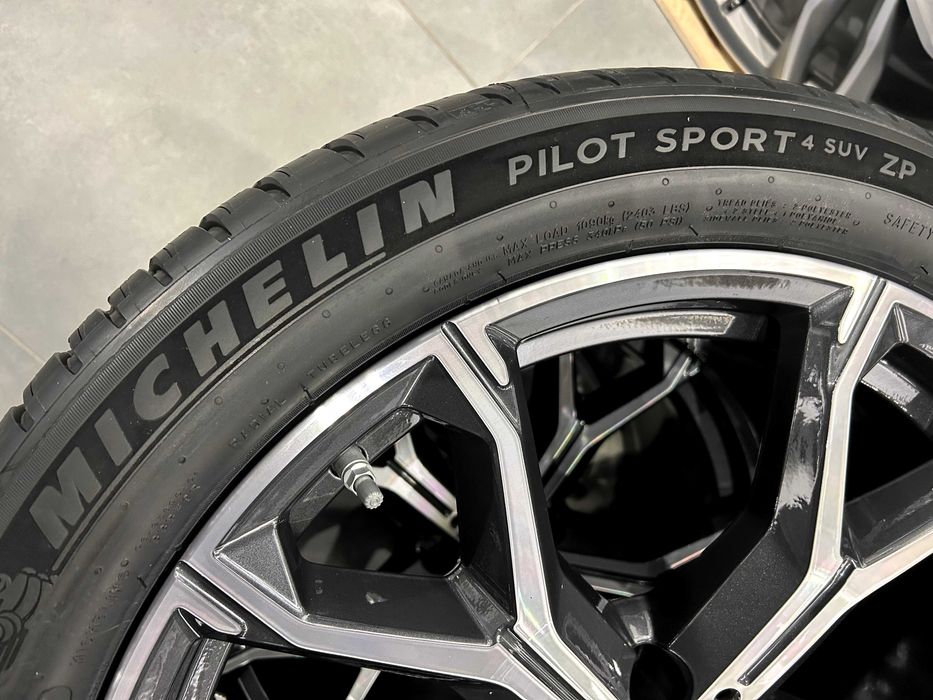 Oryginalne koła letnie 21 5x112 BMW X5 G05 G18 X6 G06 Pirelli RunFlat