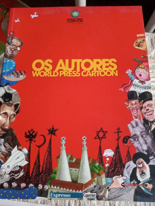 Lote 3 volumes de Os autores world press cartoon