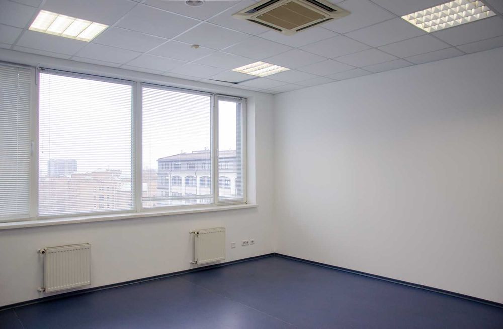 Оренда офісу 363 м² у БЦ  «Ділове містечко», вул. Пимоненка, 13