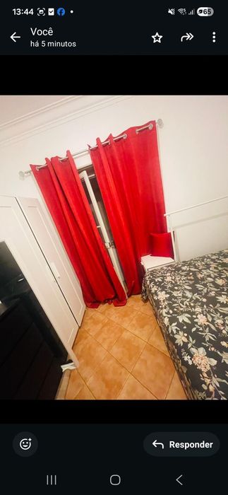 Arrenda  se um quarto