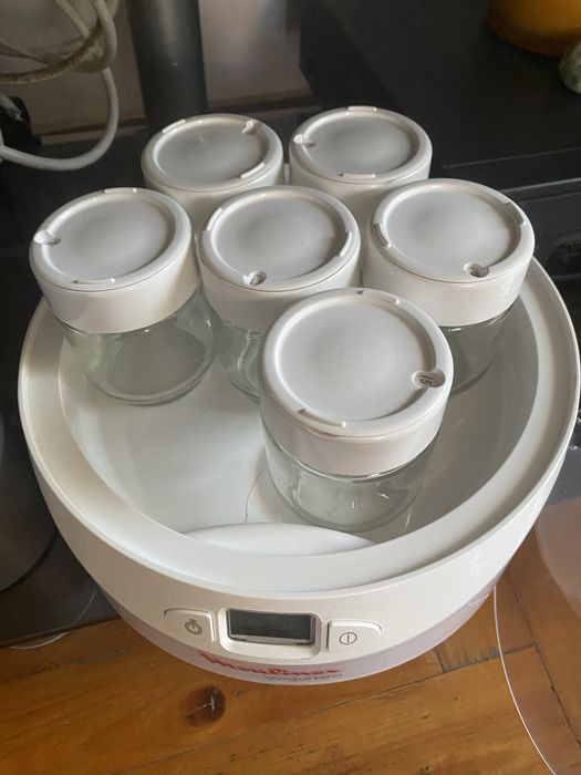 Йогуртниця Moulinex