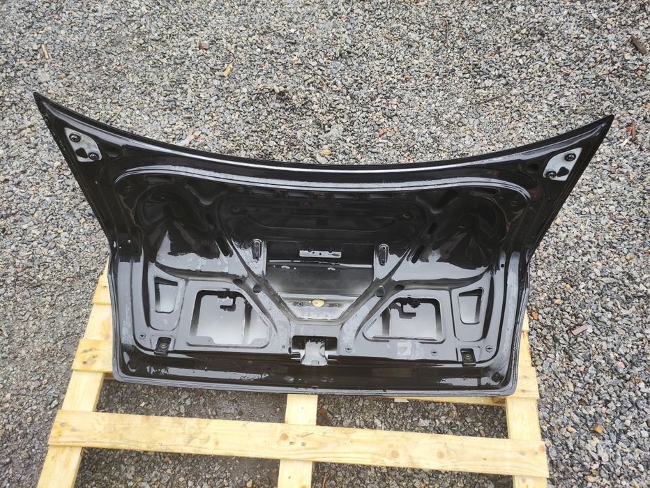 Крышка багажника Audi A4 B5