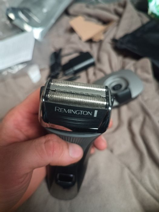 Remington F7800 Titanium x maszynka do włosów