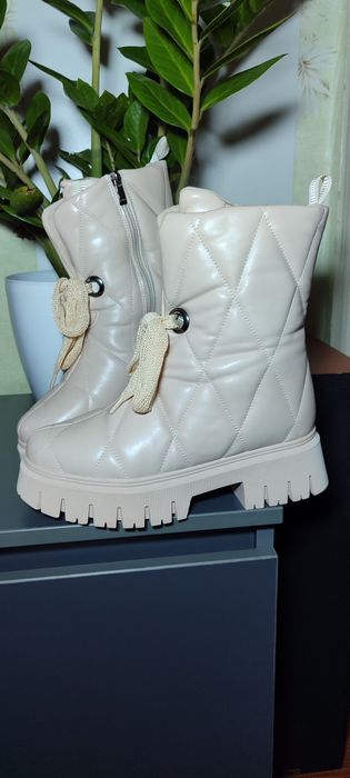 Ботинки женские на меху