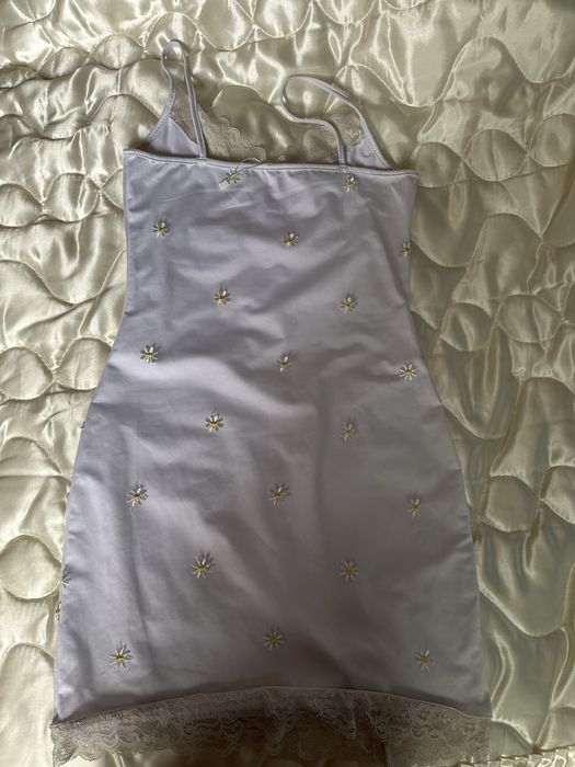Vestido usado muito poucas vezes
