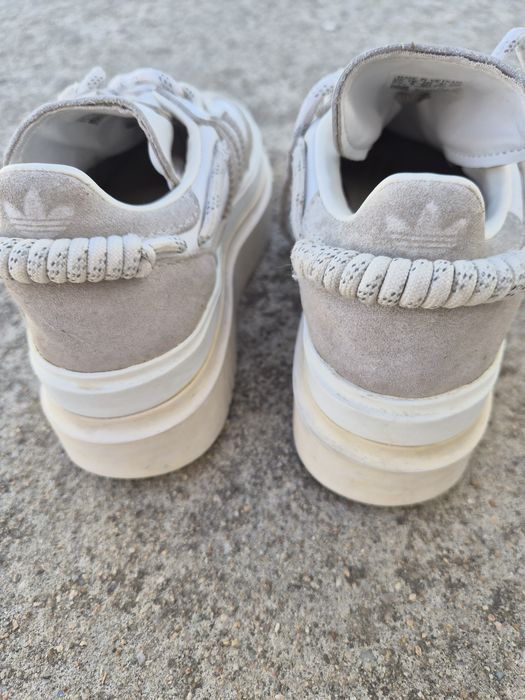 Ténis Adidas x Ivy Park