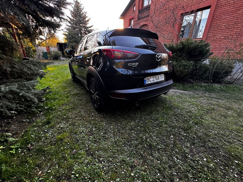 Mazda CX-3 гарний автомобіль