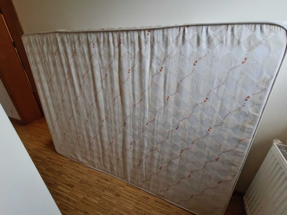 Materac Dunlopillo 190x140cm [także do Kampera, przyczepy kempingowej]