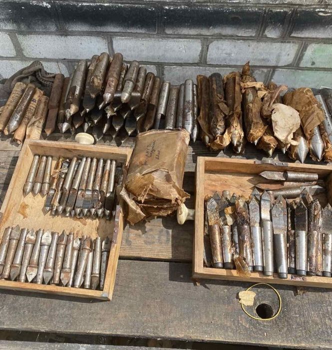 Центр вращения упорный втулка переходная 
Центр упорный км1.2.3.4.5 -