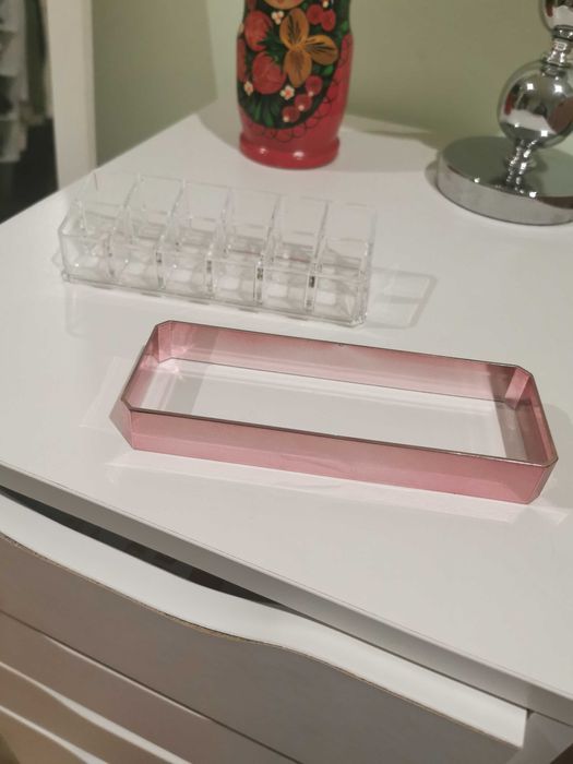 Porta batons em acrílico oferta de batom