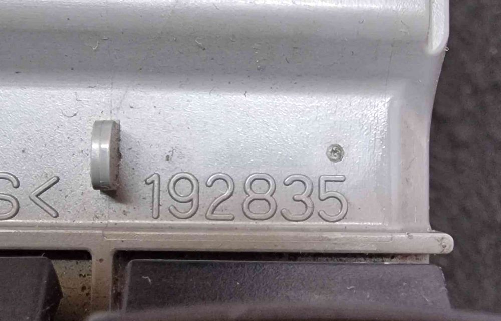 Comando / Botão / Interruptor Vidros Frente Esquerdo 192835 - TOYOTA AURIS