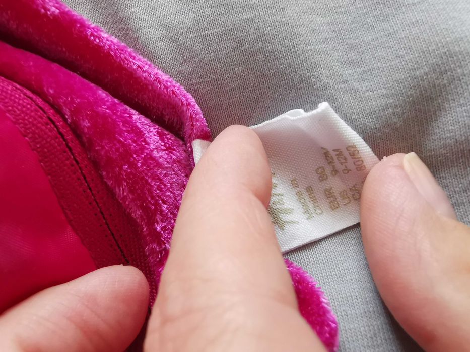 Śliczna sukienka wizytowa 80 H&M