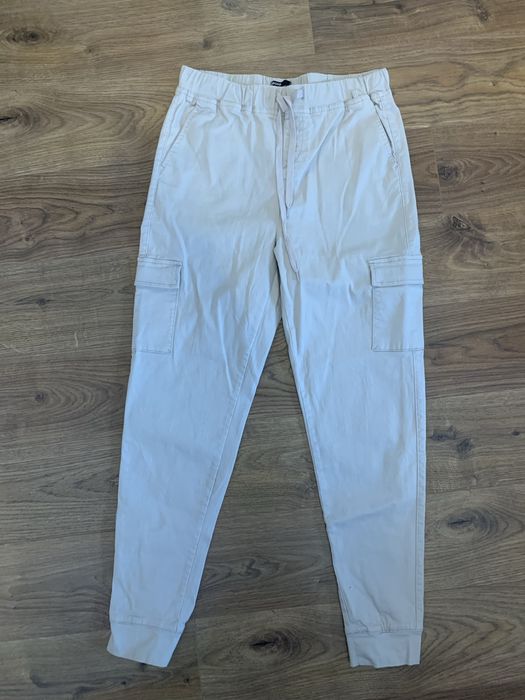 Spodnie bojówki, beżowe