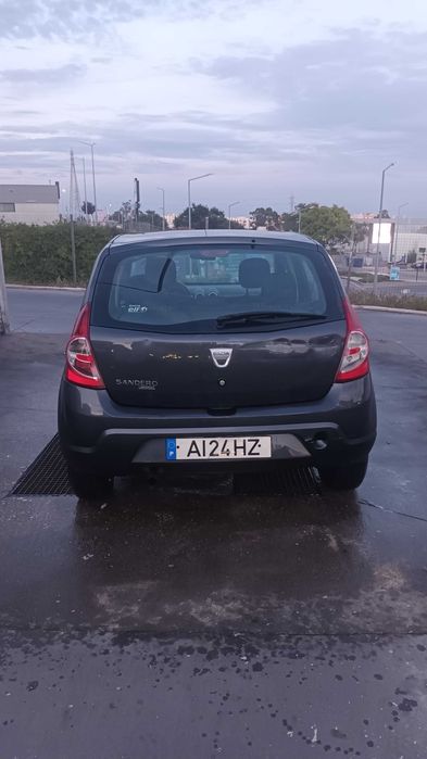 Dacia Sandero 1.4 GPL | 2010 | Distribuição e embraiagem recentes