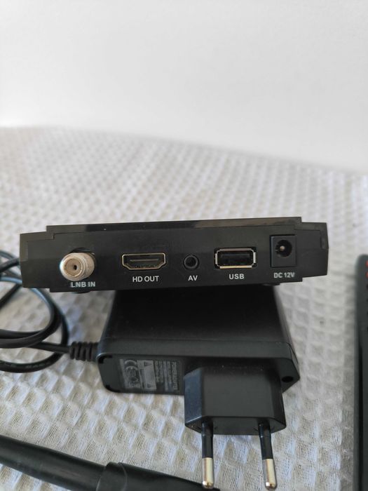 Box Satélite - Freesat V7s