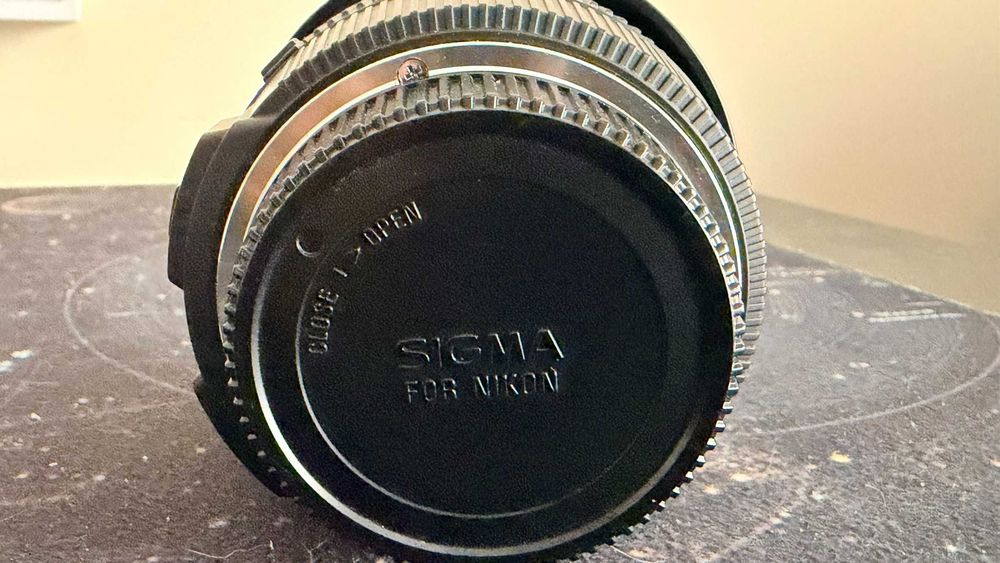 Objetiva Sigma 18-200 mm f/3.5-6.3 DC OS HSM II para Nikon