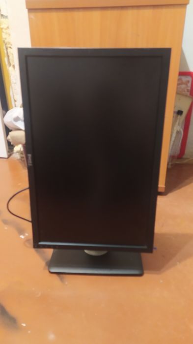 Монітор DELL 22" P2210t  TN/ VGA/ DVI/ Display Port, USB