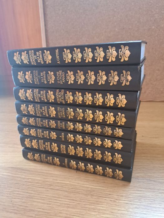 Livro "A Tragédia da Rua das Flores" - Eça de Queirós