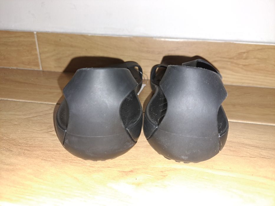 Crocs Serena W8 sandały nowe