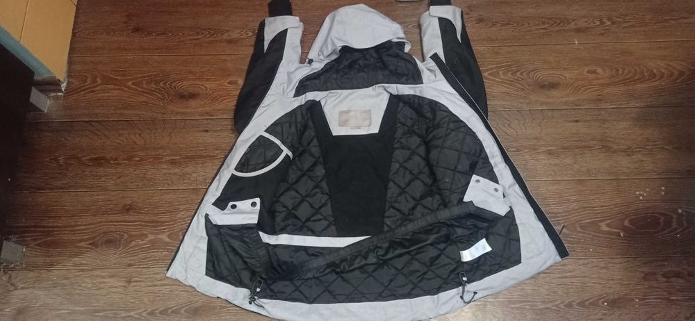 Kurtka narciarska 4F S damska zimowa membrana 10000