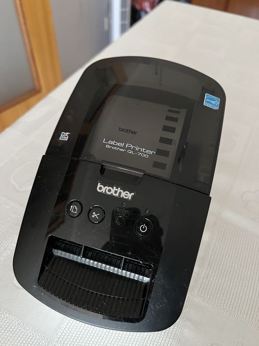 Impressora de etiquetas Brother QL-700