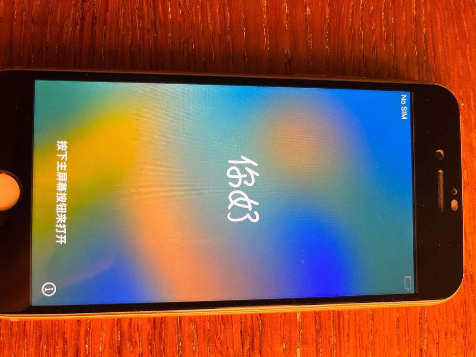 IPhone 8 różowy bdb stan
