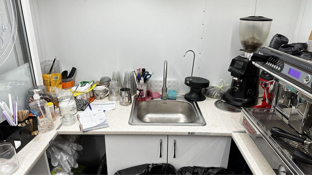 Мобільна кавʼярня для вашої справи бізнес