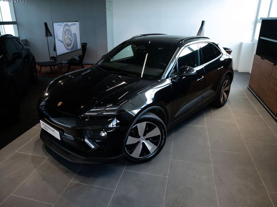 Porsche Macan Electric