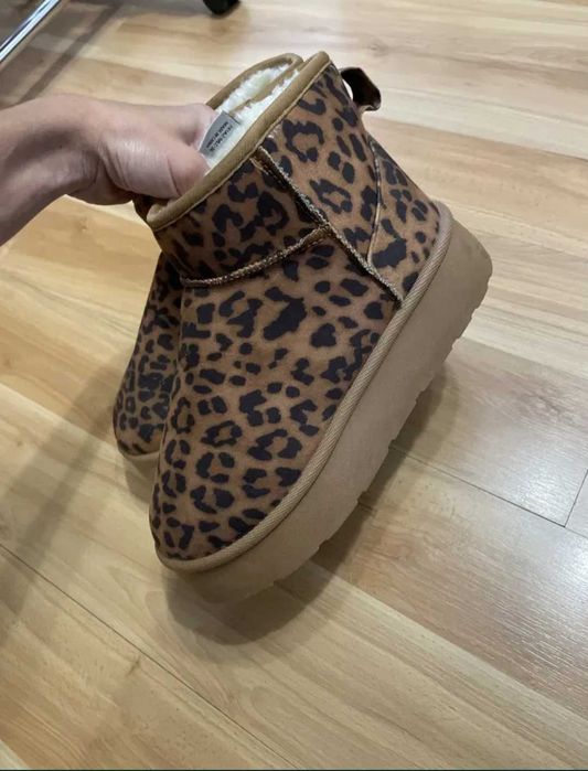 Нові ботфорти 37, 5