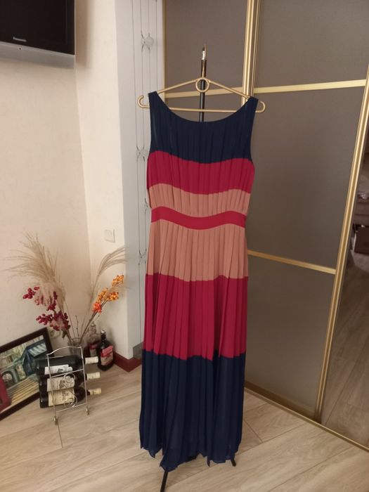 Платье женское нарядное