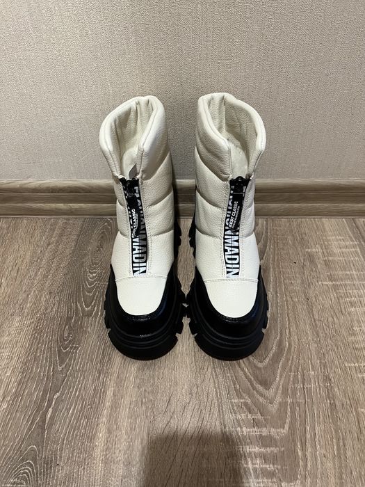 Зимові черевики чоботи на дівчинку молочні білі белые 32 33 34 35 36