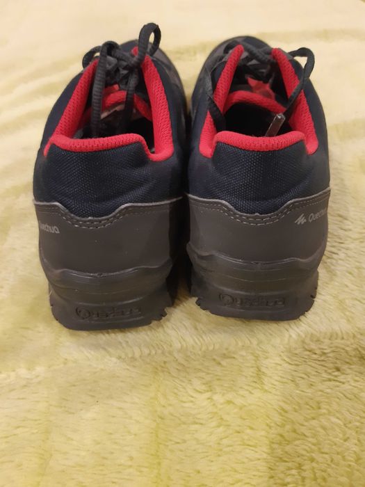 Sapatilhas Quechua pretas