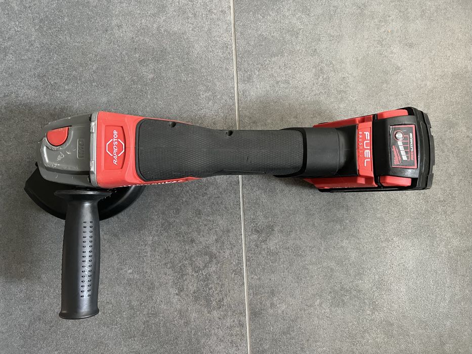 Безщіткова Акум.болгарка Milwaukee m18 ONEFSAG 125 XPDB +АКБ 5.0