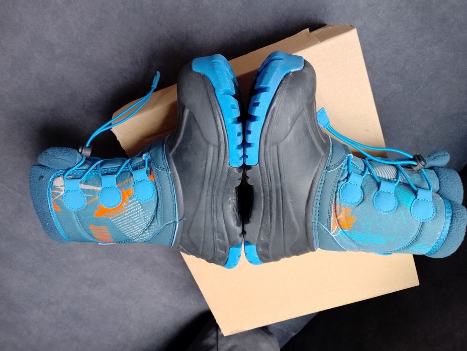 Śniegowce chłopięce