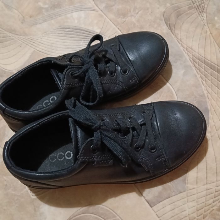 Кроссовки кеды ECCO 35 р