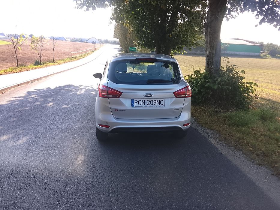 Sprzedam forda b-max