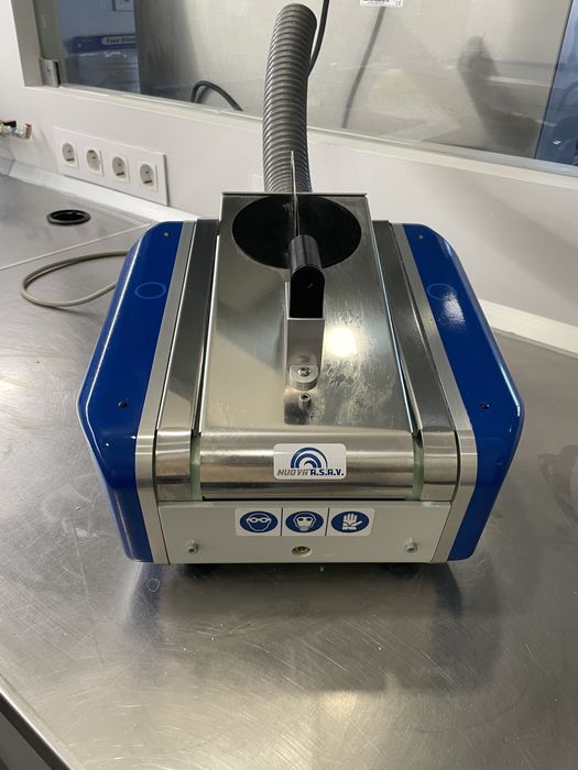 Equipamento de Laboratório de Prótese Dentária