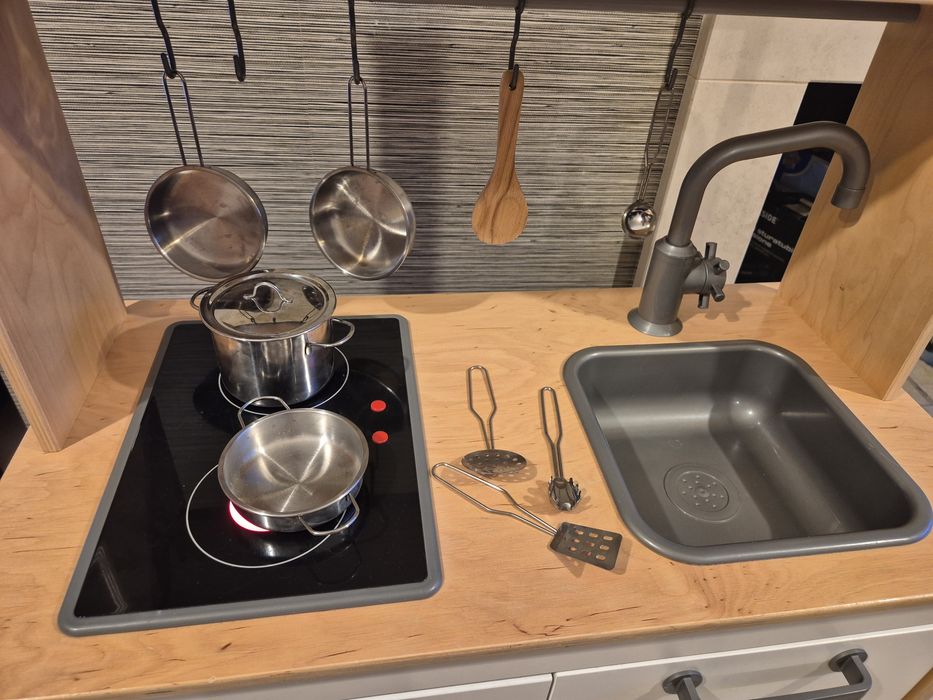 Cozinha IKEA de criança
