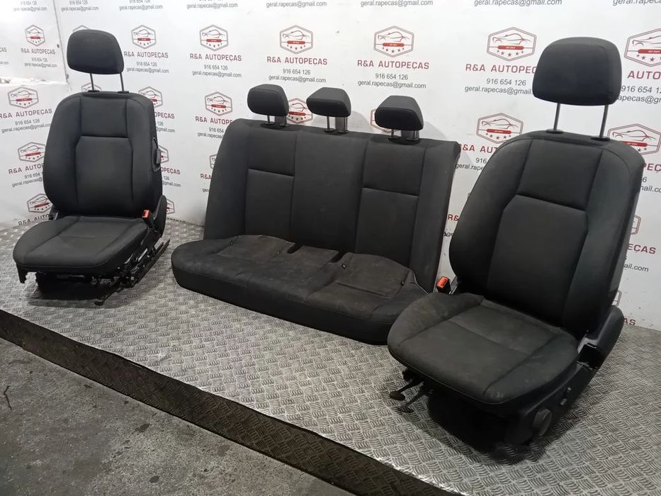 Conjunto de Bancos Mercedes Class C W204 Sedan Tecido Original