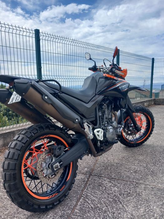 Vendo ou troco xt660x do ano 2011