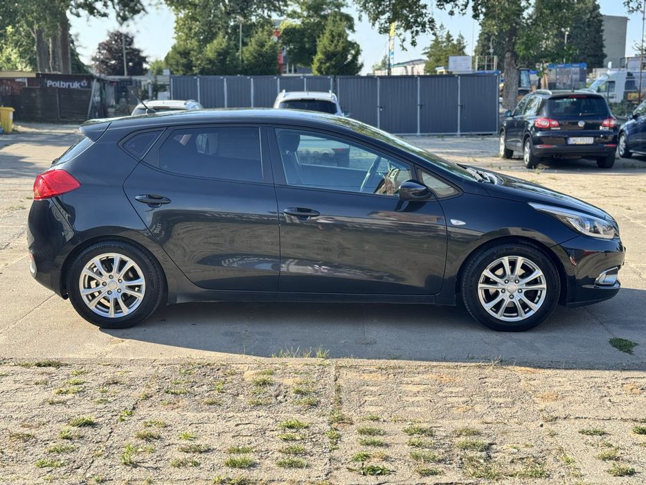 Kia Cee’d 2015r 1.4 benzyna + LPG 6 biegów ZADBANA STAN BDB