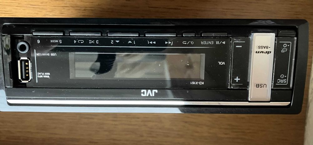 Radiotwarzacz JVC KD-X161