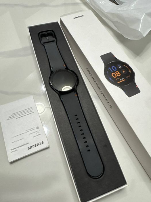 Часы Galaxy Watch FE