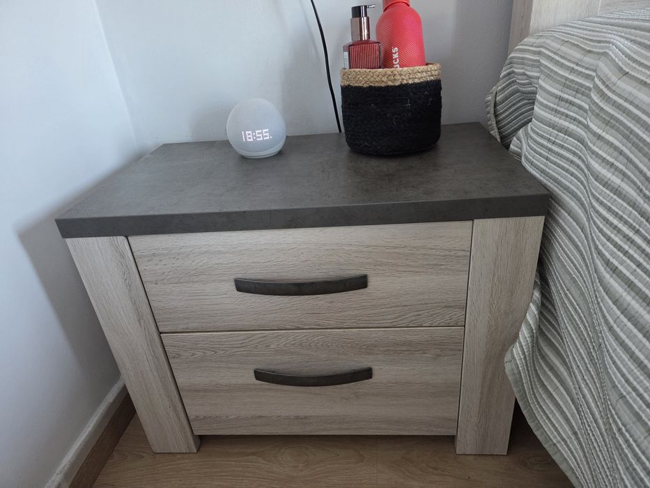 Cama de Casal com Mesinhas