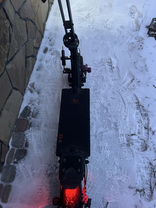 Продам мощный электросамокат Kugokirin G4 2024 года выпуска.