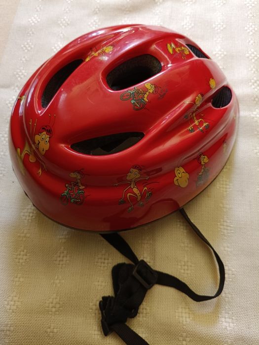 Kask dziecięcy 52-56 ochronny lekko uszkodzony styropian