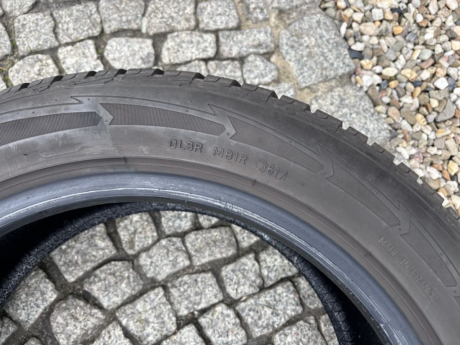 1 sztuka Goodyear Ultra Grip Performance 215/55 R17 7mm 2017