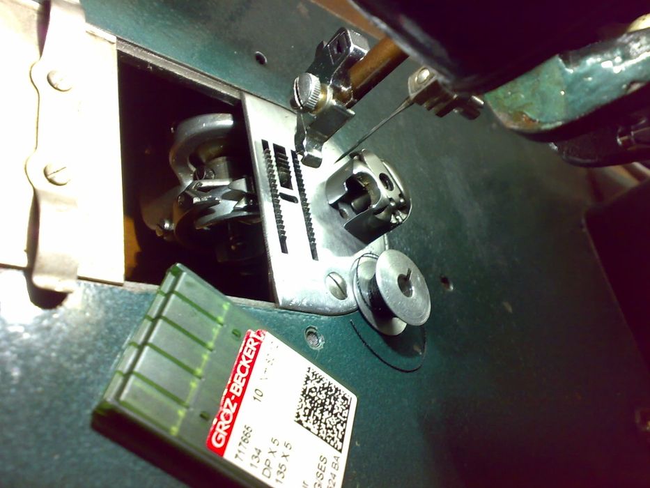 Швейная машина Naumann